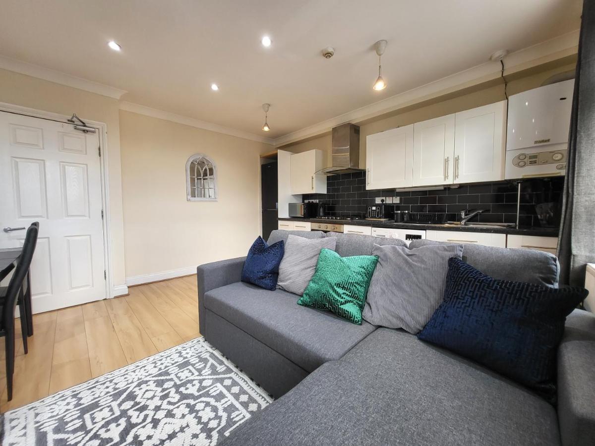 Tooting Bec Central Apartment By London Tube المظهر الخارجي الصورة